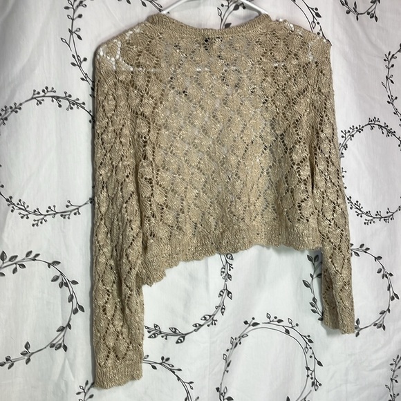 4 - Shrug Sweaters (Torrid & A New Day) - Picture 16 of 16